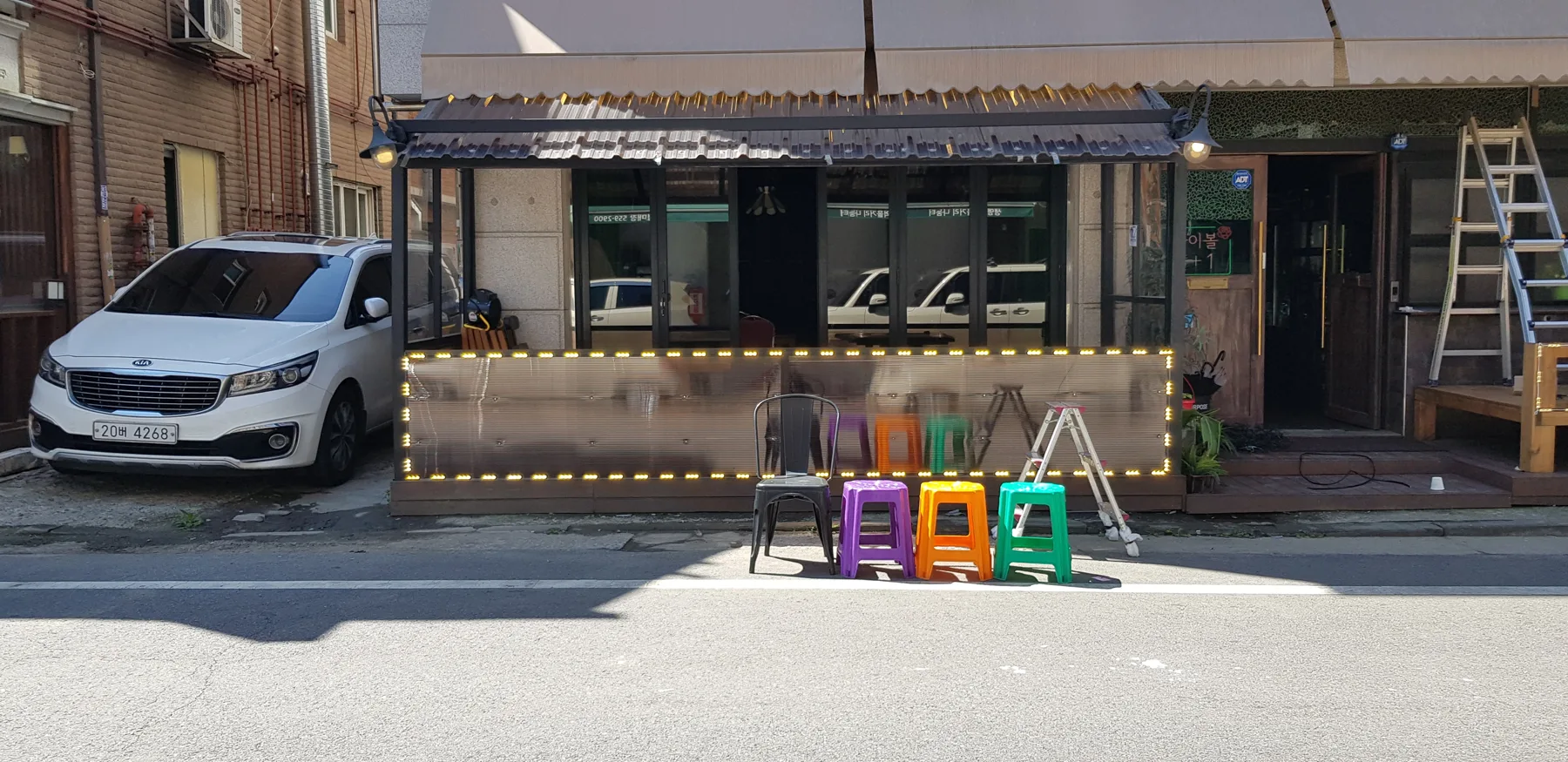 술집 인테리어 조명 현장 사진 2